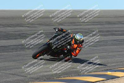 media/Mar-24-2025-Moto Forza (Mon) [[57ce5c5cff]]/1-Advanced Group/Session 2 (Bowl)/